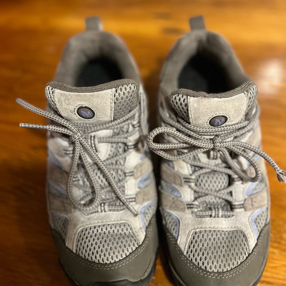 Merrell Moab shoes 7.5 womens